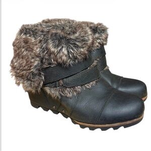 Sorel Joan Of Arctic Booties Faux Fur Leather Wedge Ankle Boot Women 8.5 Green